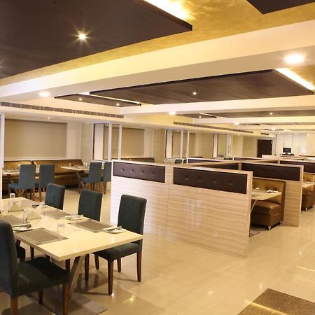 Nova Pride Hotel Haydarabad Dış mekan fotoğraf