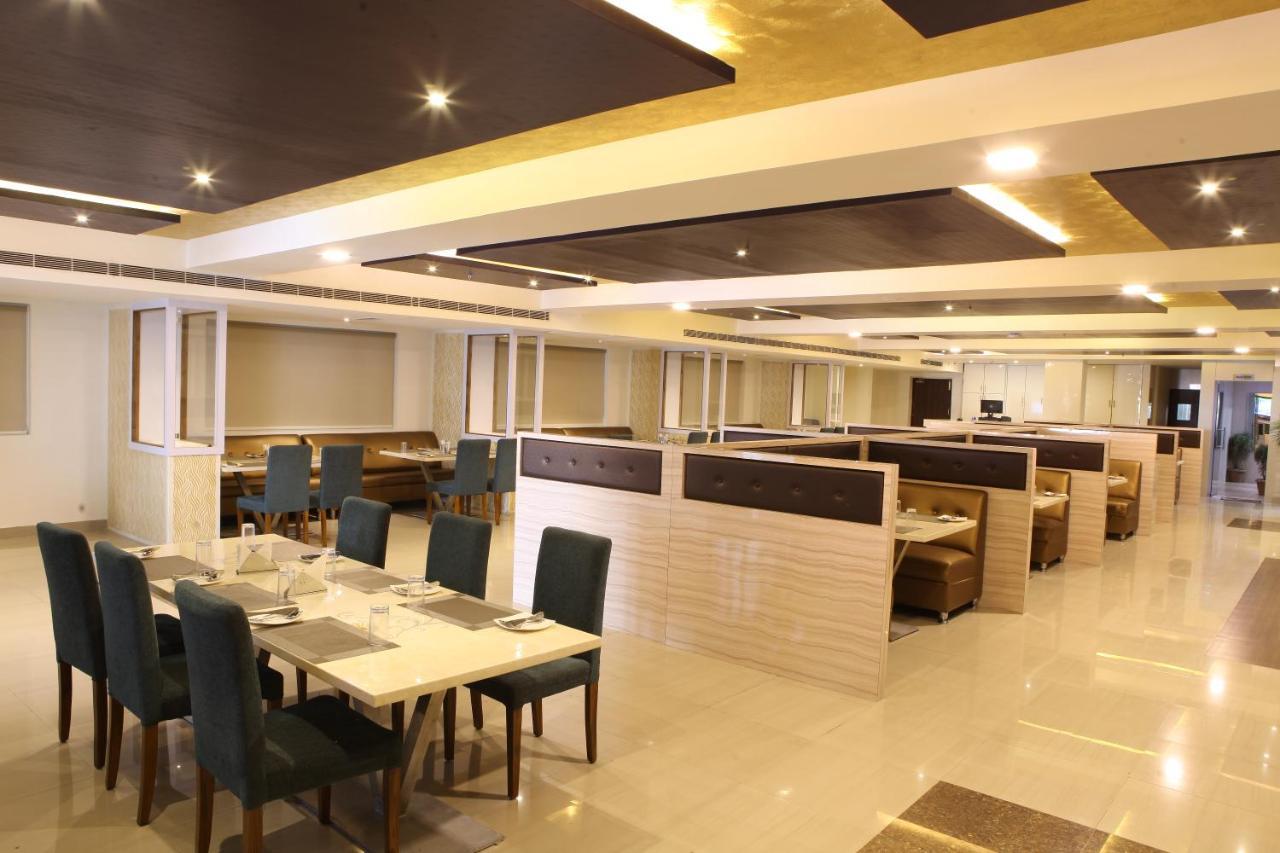 Nova Pride Hotel Haydarabad Dış mekan fotoğraf