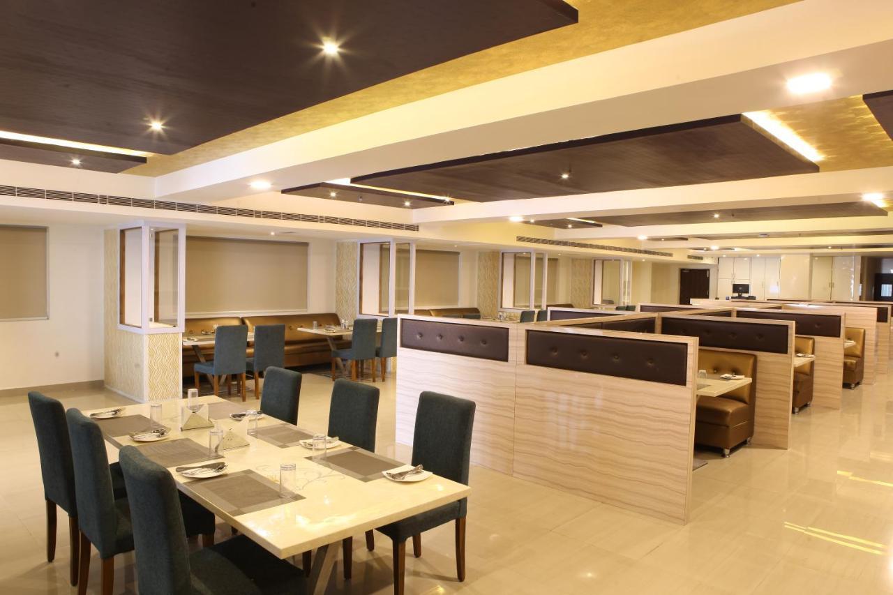Nova Pride Hotel Haydarabad Dış mekan fotoğraf