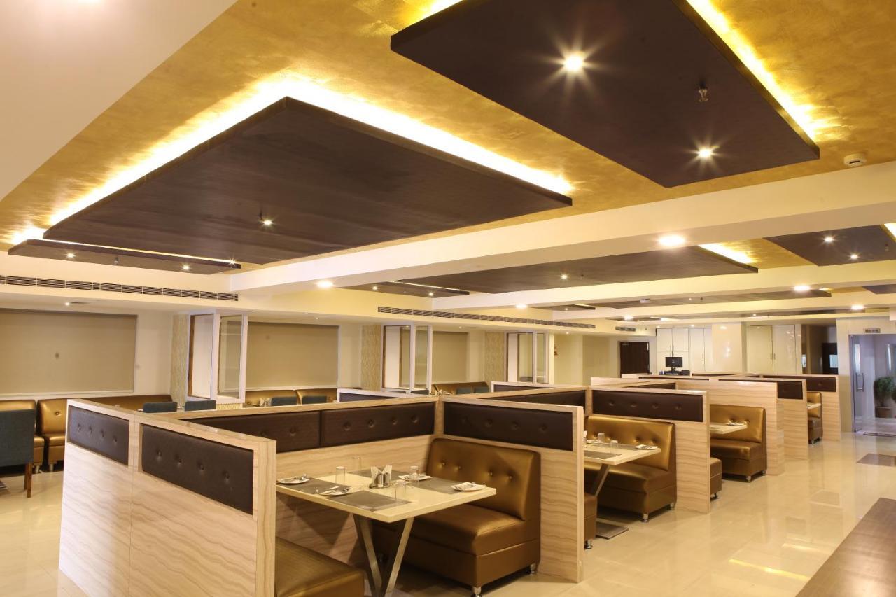 Nova Pride Hotel Haydarabad Dış mekan fotoğraf